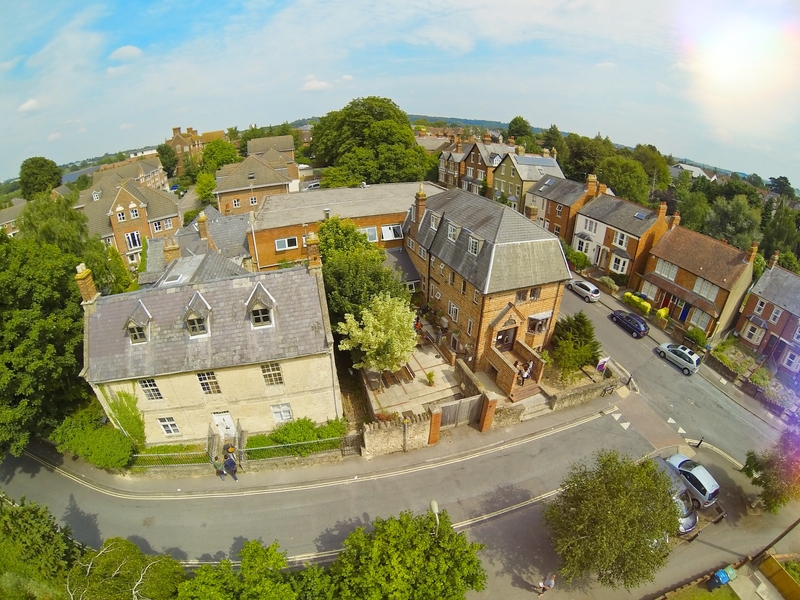 Kings Oxford - Private School in Temple Cowley